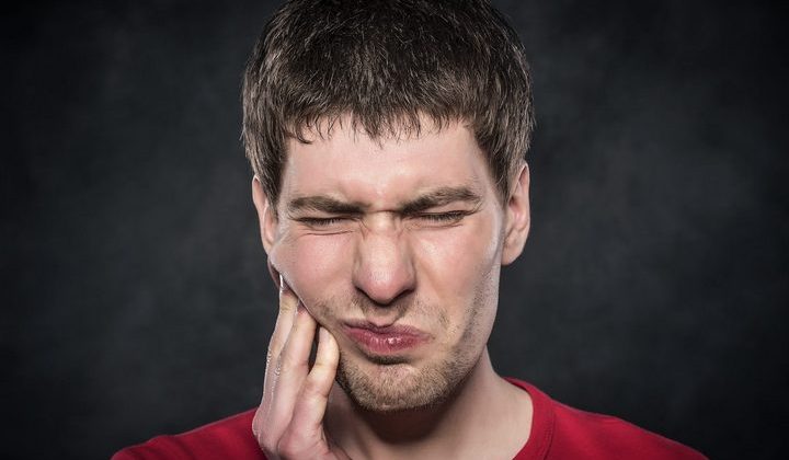 Спазмы мышц лица, бруксизм